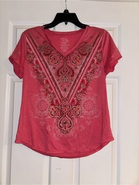 Time and Tru Coral-Pink Short Sleeve Crewneck Top